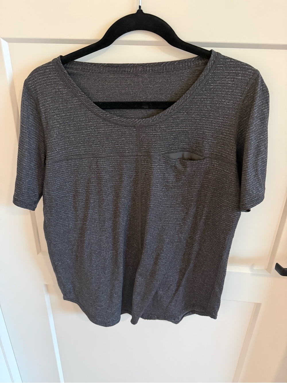 Lululemon Up Front Short Sleeve V Heathered Grey Black Men’s Estimated Small
